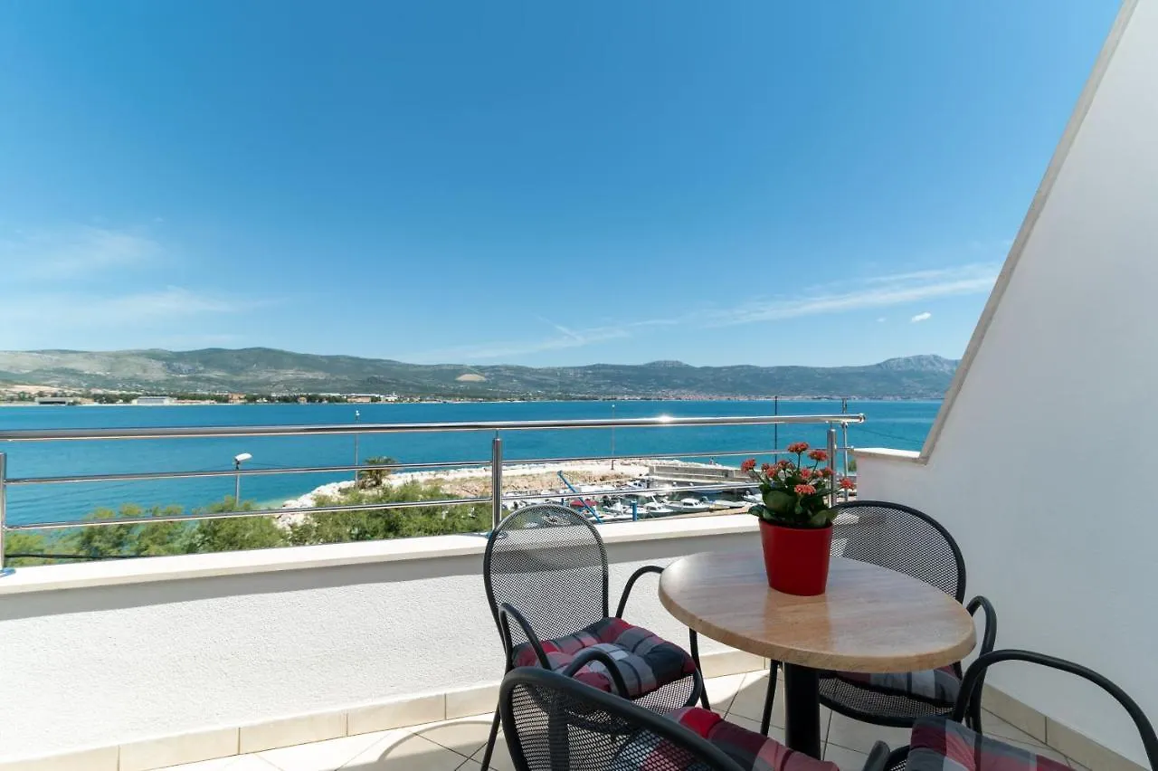 Apartment Batela Trogir 0*,  Croatia